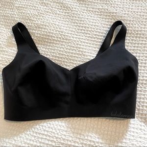 Lululemon“Like Nothing” Bra 38DD Seamless Solid Black - Perfect condition!